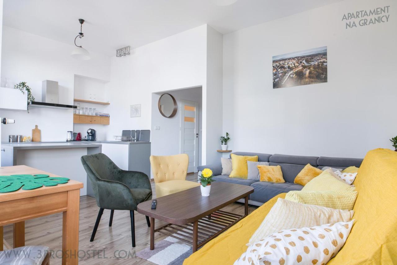 Apartament Na Granicy / Apartment On The Border Cieszyn  Extérieur photo