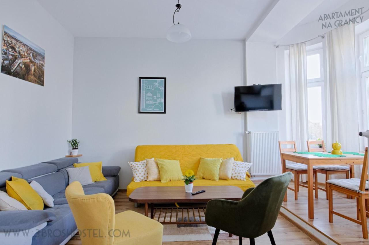 Apartament Na Granicy / Apartment On The Border Cieszyn  Extérieur photo