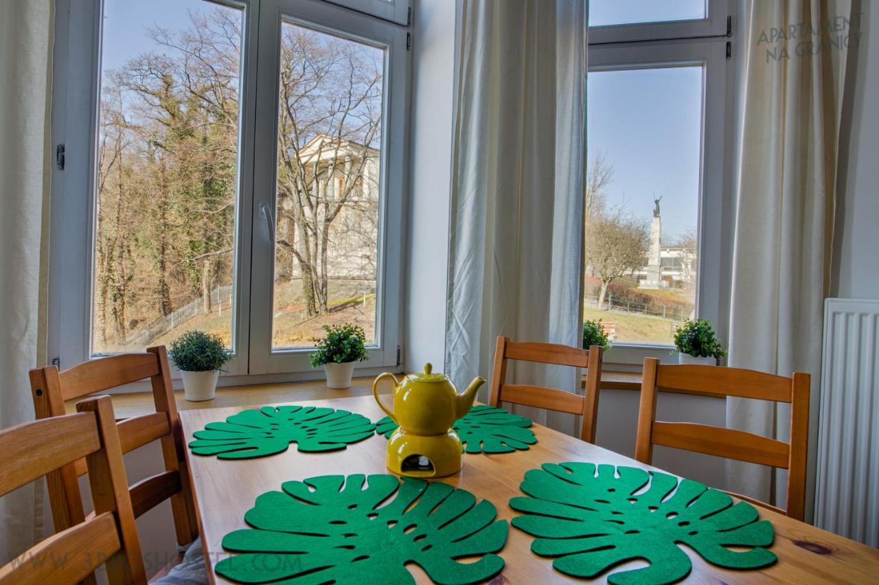 Apartament Na Granicy / Apartment On The Border Cieszyn  Extérieur photo
